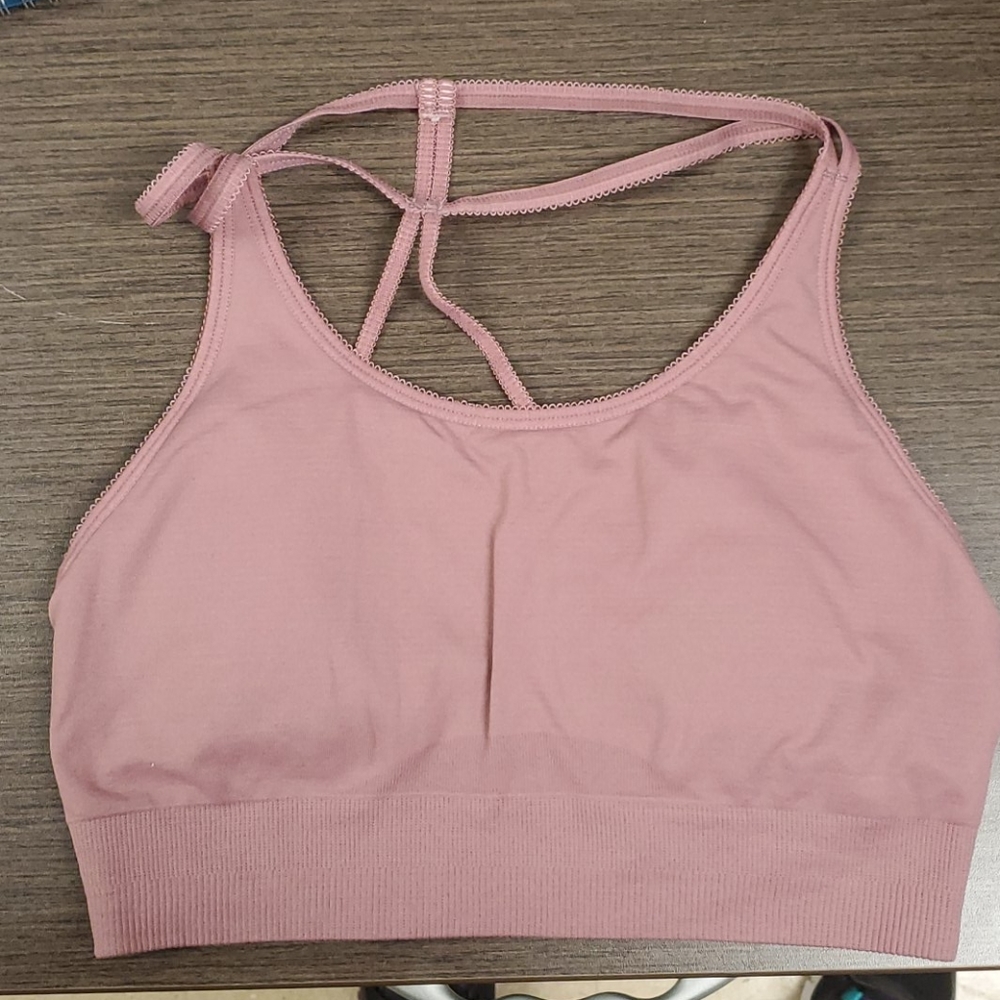 Fabletics sports bra